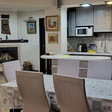 Apartament къща ,,велбъжд,,